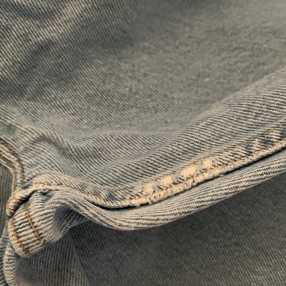 L L Bean Petite Light Wash Distressed Straight Leg Jean - Picture 5 of 10